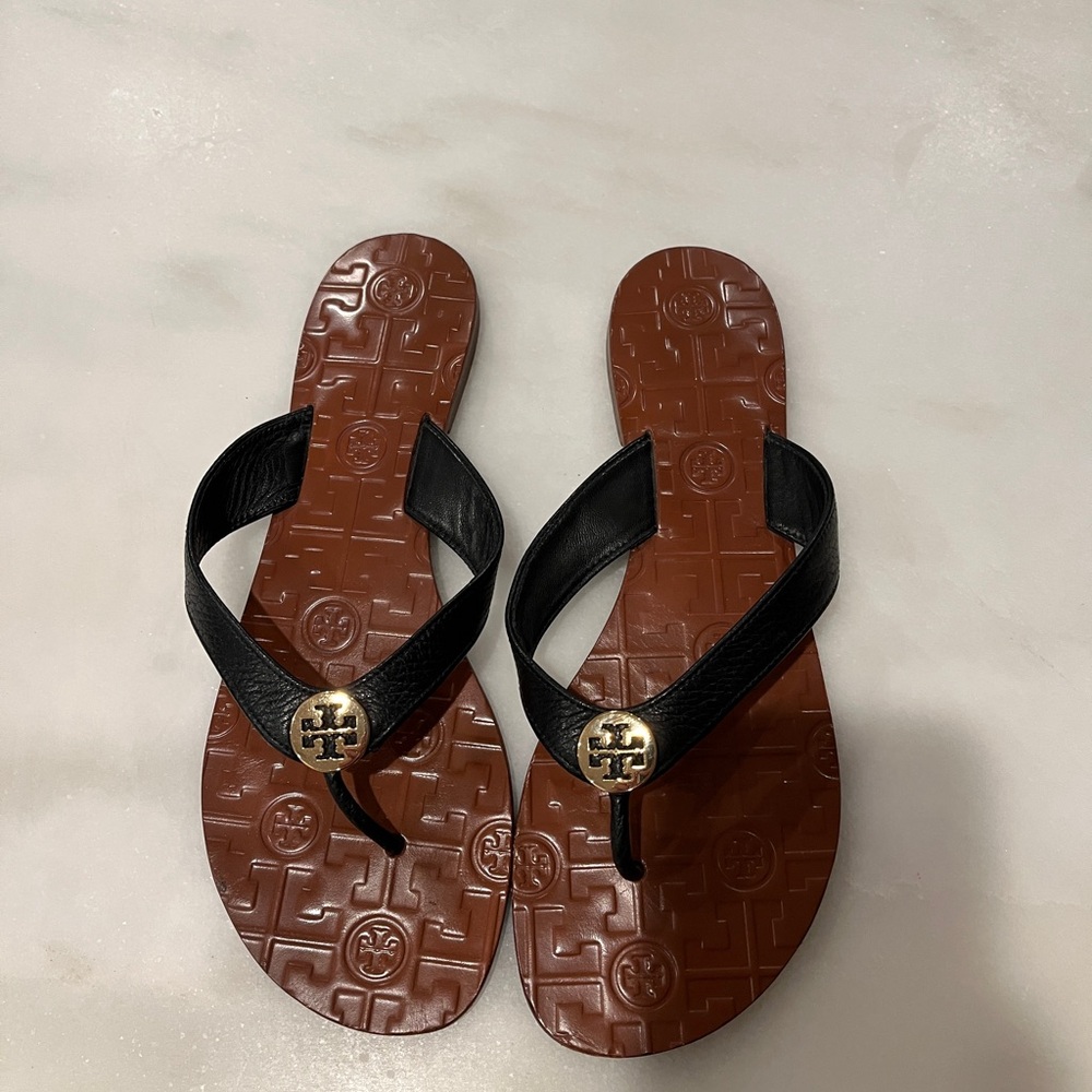 Tory Burch Black Flipflops - Size 9
